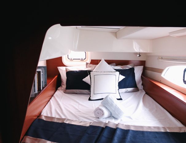 Charter Advant Yacht - Interior